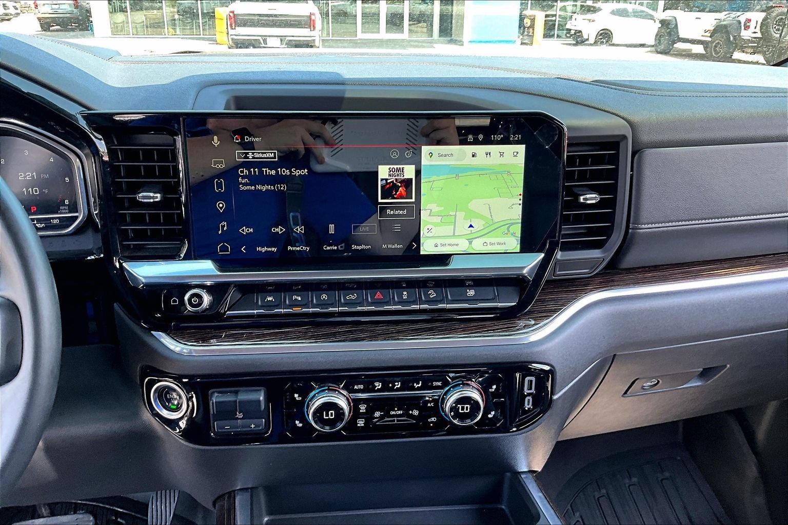 Used 2024 GMC Sierra 1500 Elevation w/ Elevation Premium Package AWD/4WD image 23