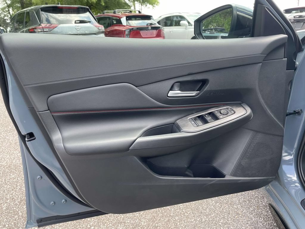 New 2026 Nissan Sentra SR w/ Floor Mat Package FWD image 11