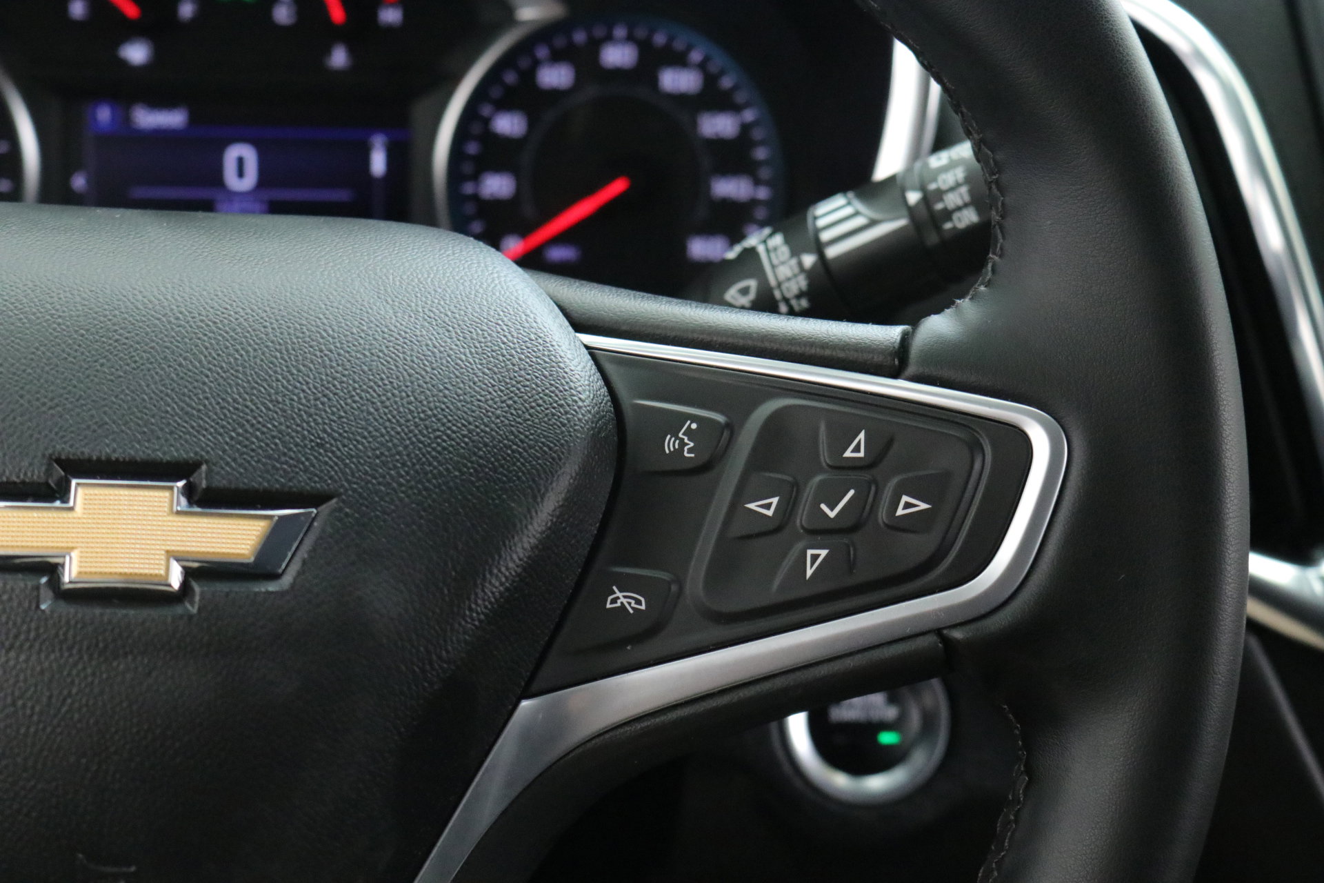 Used 2023 Chevrolet Equinox LT image 14