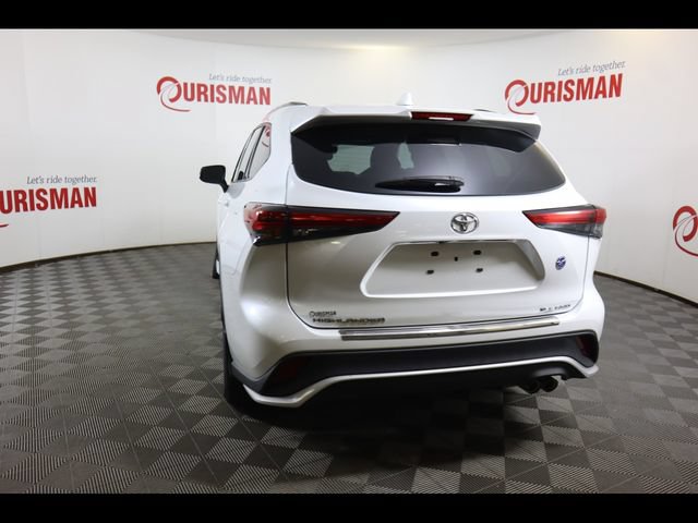 Used 2022 Toyota Highlander XSE AWD/4WD image 26