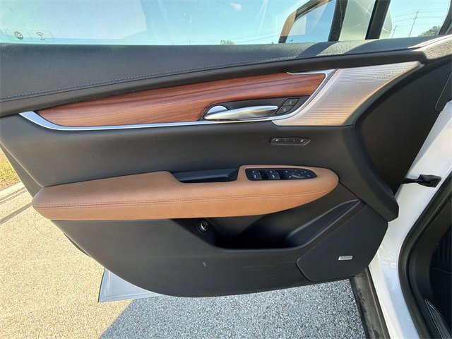 Certified 2023 Cadillac XT5 Premium Luxury image 21
