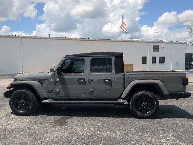Used 2021 Jeep Gladiator Sport image 7