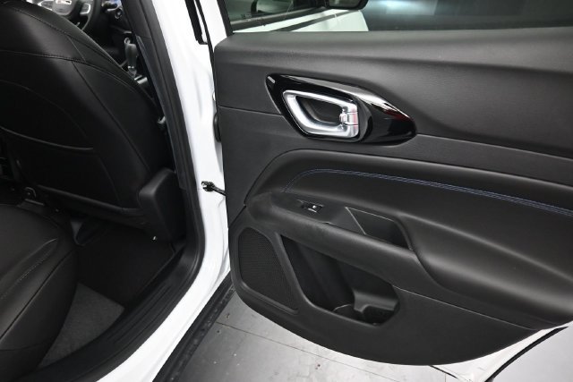 New 2027 Jeep Compass Latitude AWD/4WD image 24