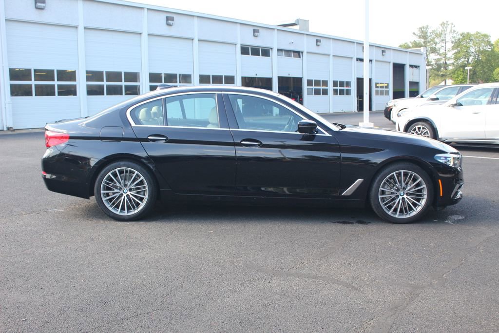 Used 2018 BMW 530i xDrive w/ Premium Package AWD/4WD image 10