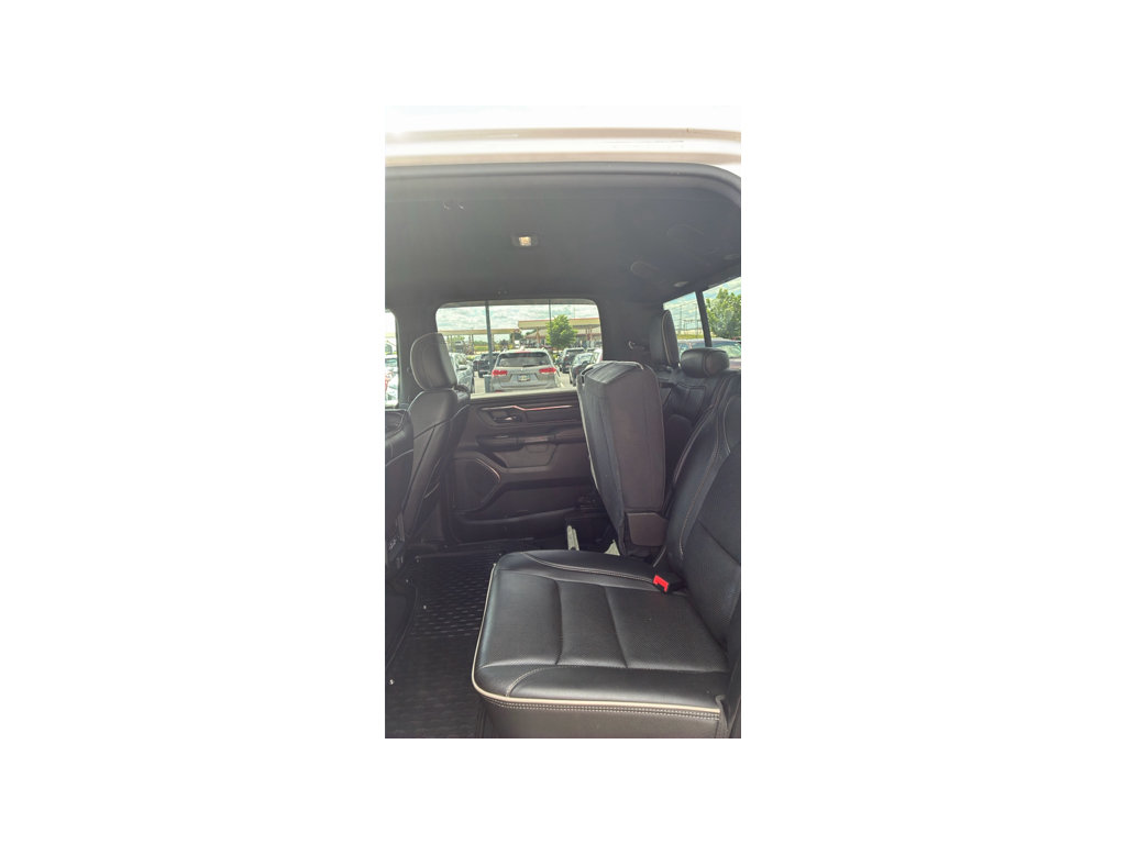 Used 2022 RAM 1500 Limited w/ Body-Colour Bumper Group AWD/4WD image 9