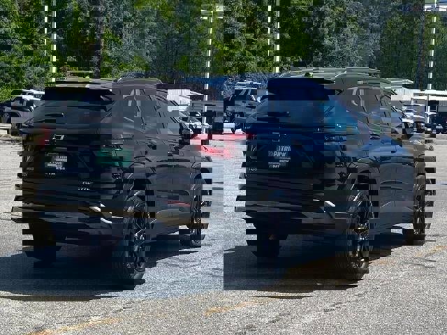 Used 2025 Chevrolet Trax ACTIV w/ Sunroof Package FWD image 3