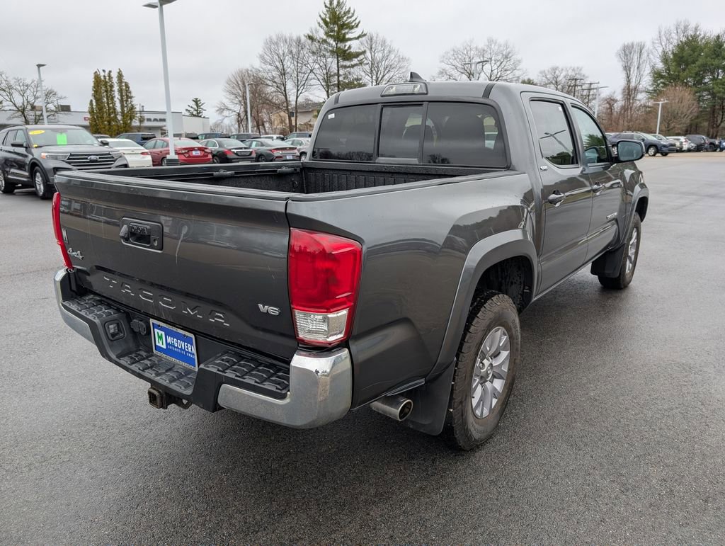Used 2017 Toyota Tacoma SR5 w/ Tow Package image 5