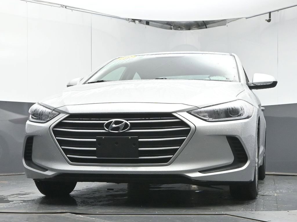 Used 2018 Hyundai Elantra SE w/ Cargo Package image 30