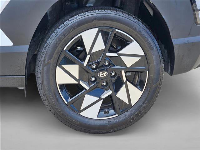 Used 2024 Hyundai Kona SEL FWD image 23