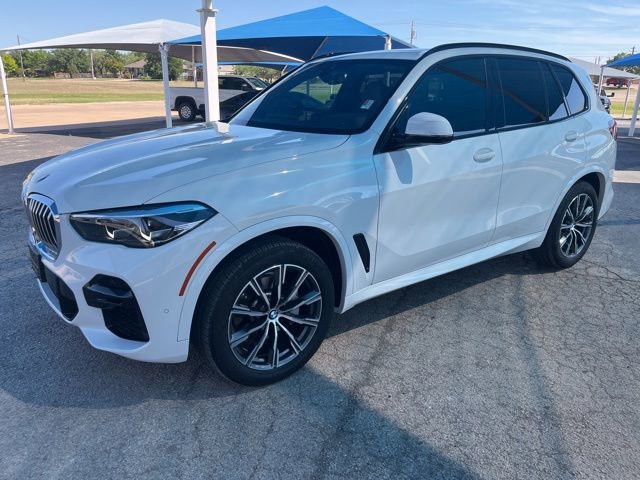 Used 2022 BMW X5 xDrive40i w/ M Sport Package AWD/4WD image 1