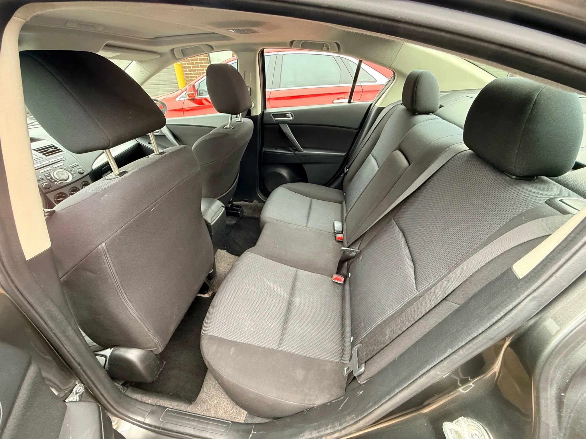 Used 2010 MAZDA MAZDA3 i Touring image 14