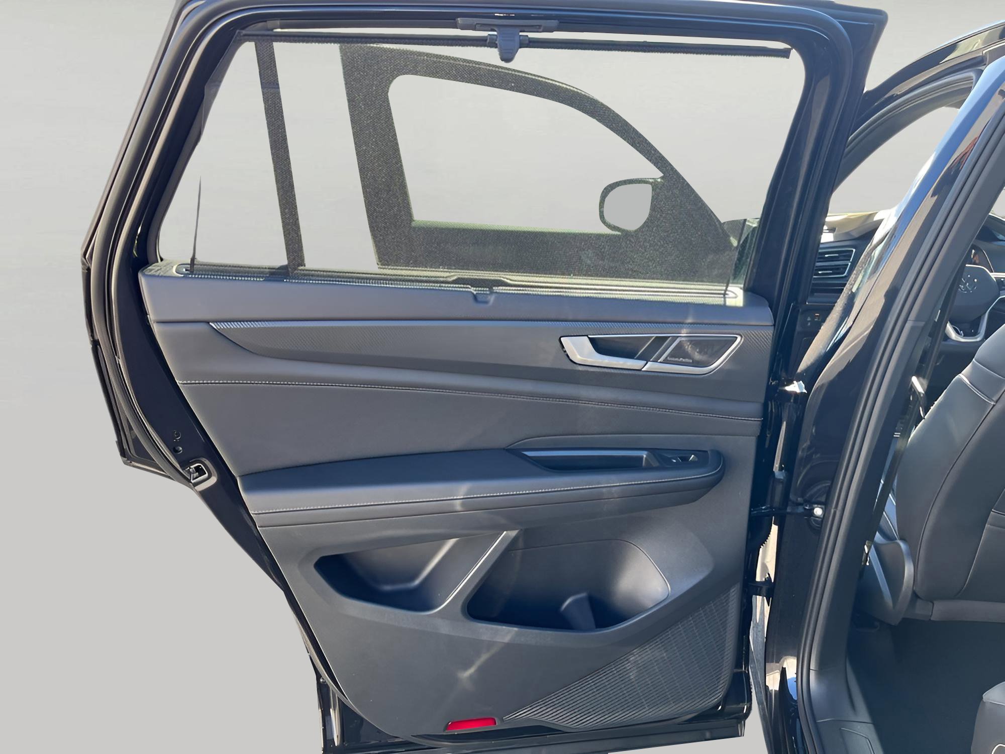 New 2026 Volkswagen Atlas Cross Sport SEL Premium R-Line image 30