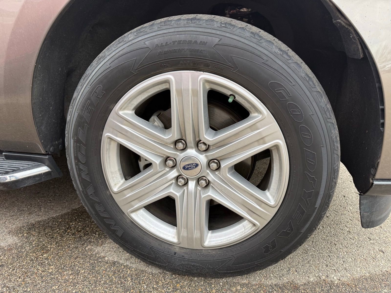 Used 2019 Ford Expedition Max XLT w/ Equipment Group 202A image 10