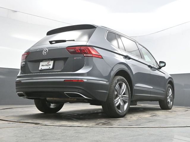 Used 2020 Volkswagen Tiguan SEL w/ 3rd Row Seat Package image 56