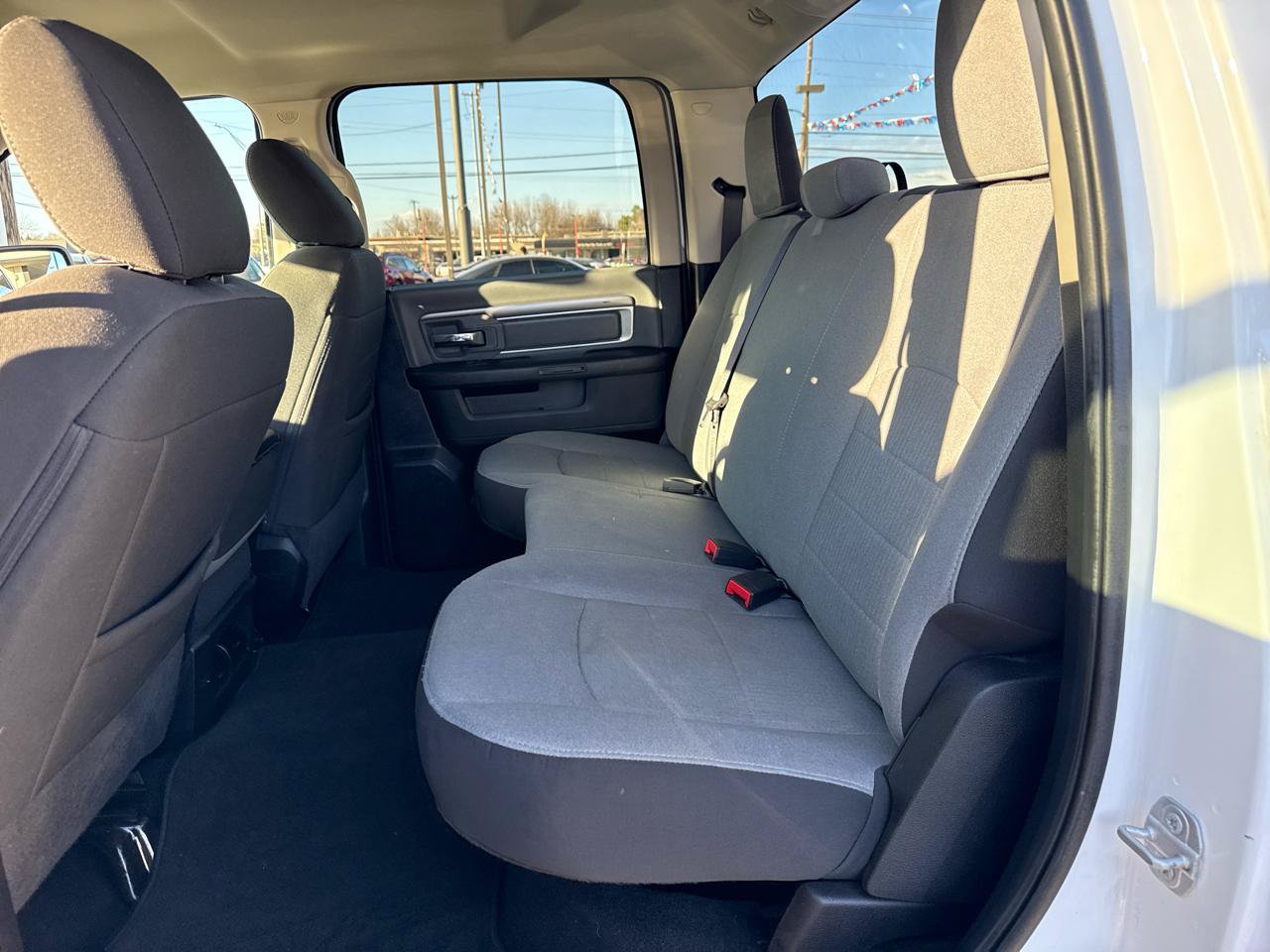 Used 2022 RAM 1500 Classic SLT RWD image 13