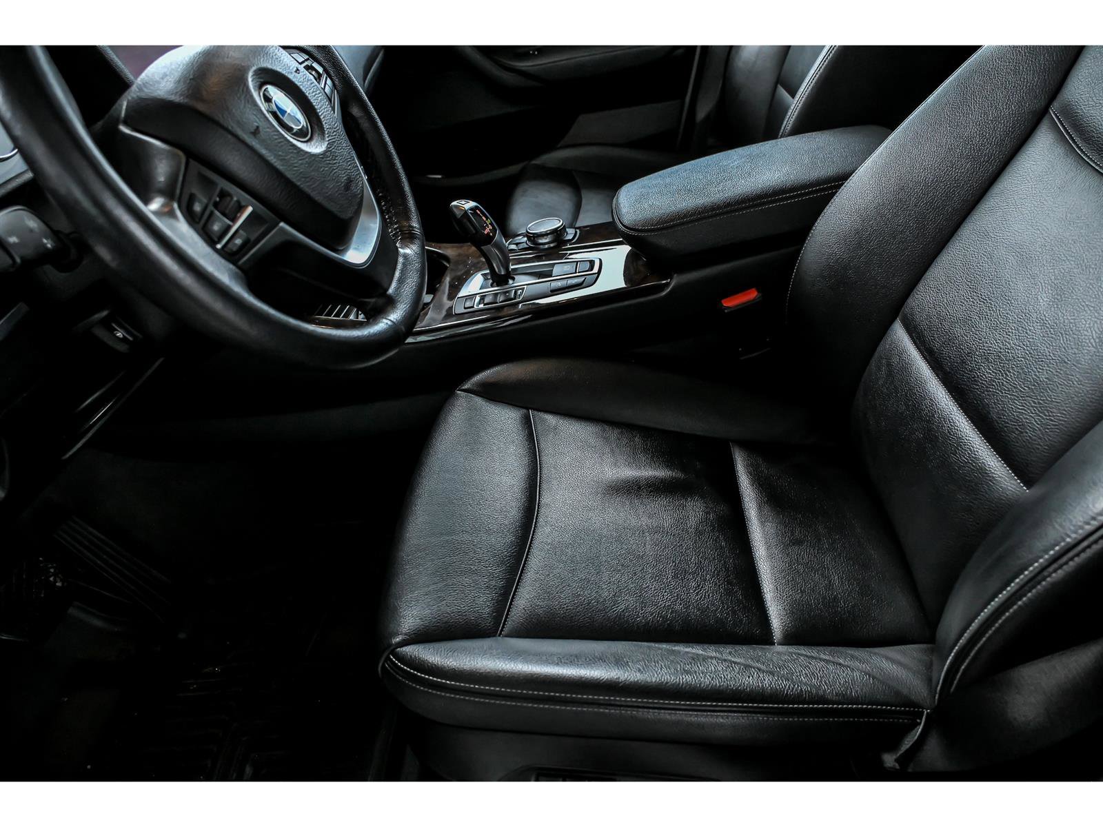 Used 2016 BMW X3 xDrive28i AWD/4WD image 11