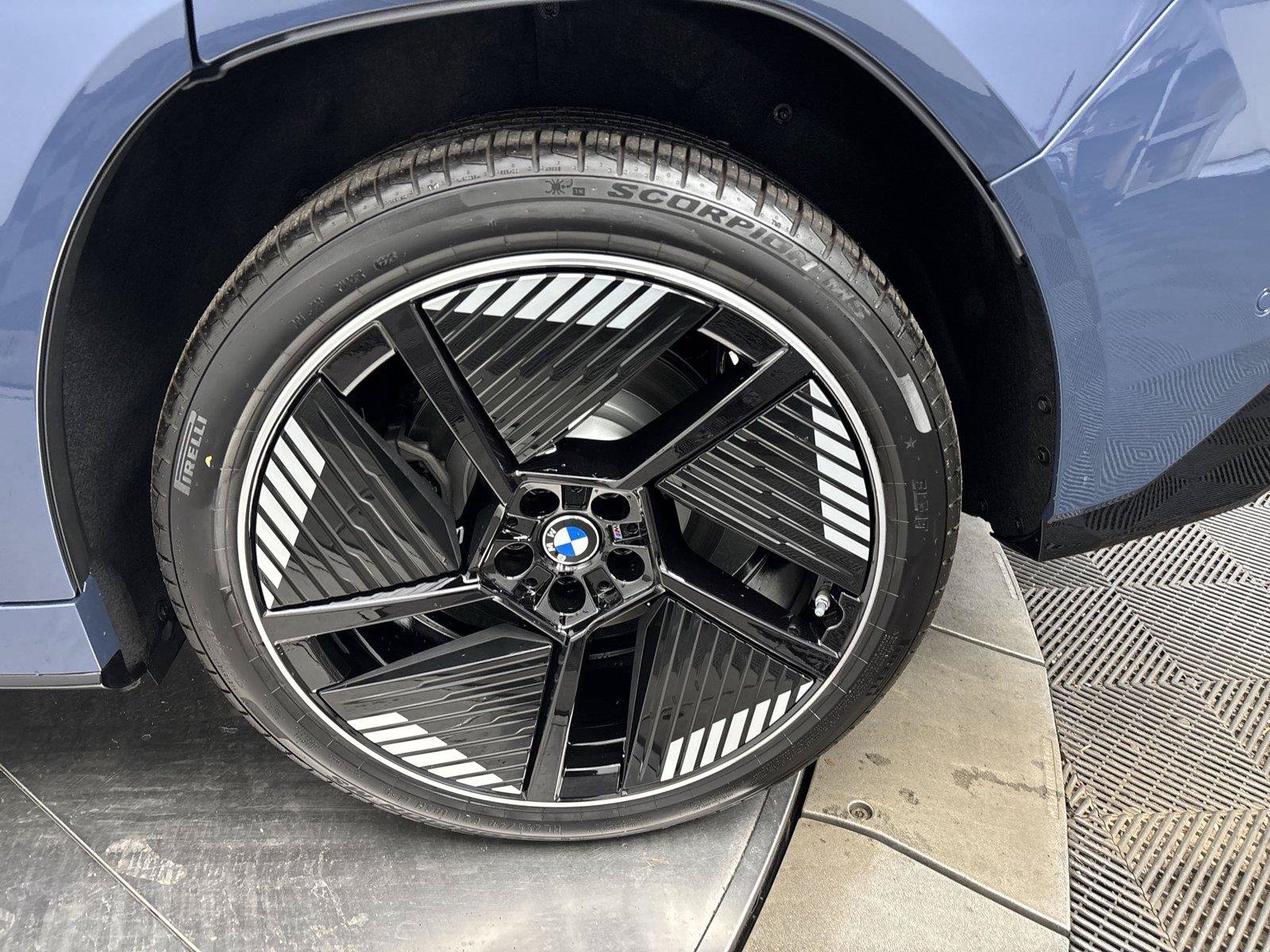 New 2027 BMW iX3 50 xDrive AWD/4WD image 27