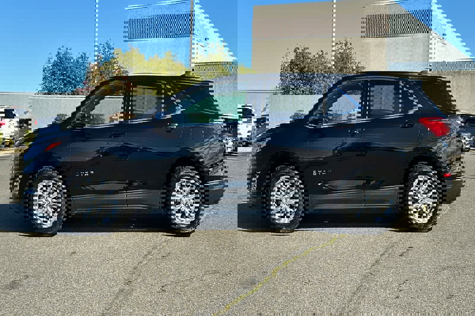 Used 2020 Chevrolet Equinox LT image 9