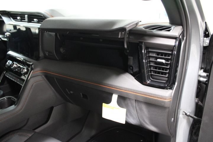 New 2026 GMC Sierra 1500 AT4 w/ Technology Package AWD/4WD image 30
