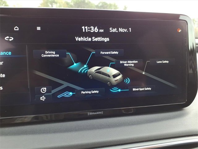 Used 2023 Hyundai Santa Fe SEL image 9