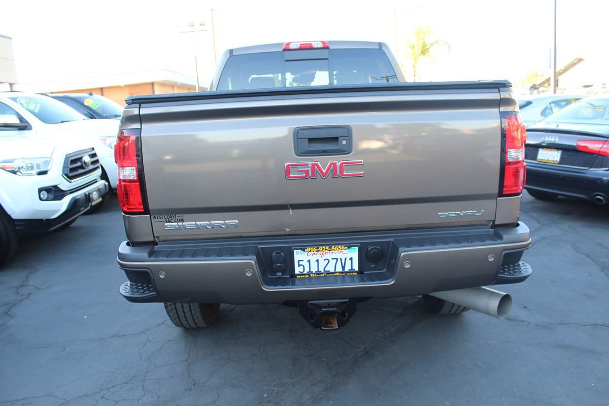 Used 2015 GMC Sierra 3500 Denali w/ Duramax Plus Package AWD/4WD image 6