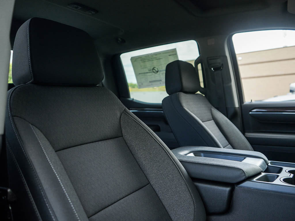 New 2026 Chevrolet Silverado 1500 LT AWD/4WD image 9