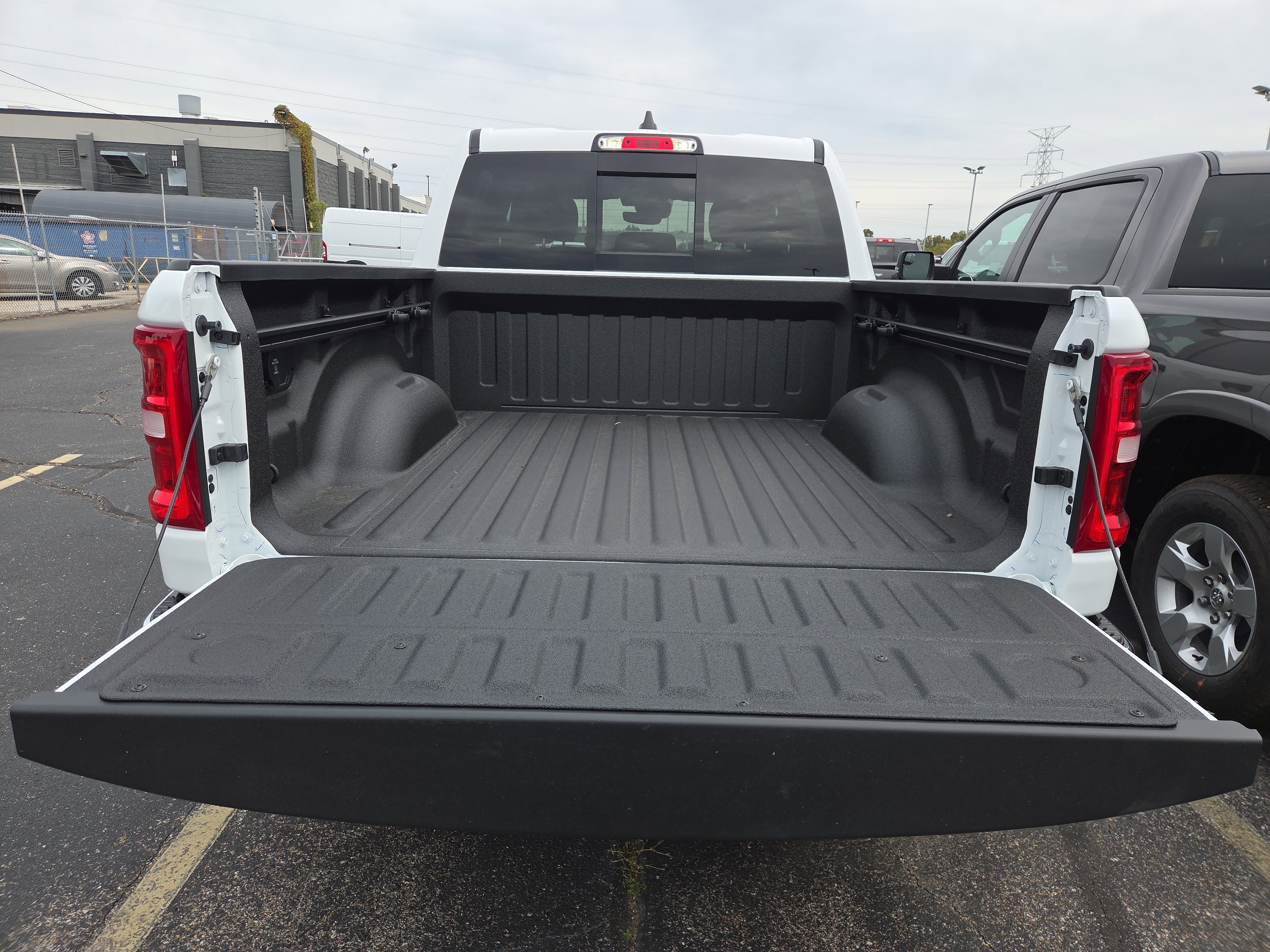 New 2026 RAM 1500 Big Horn AWD/4WD image 8