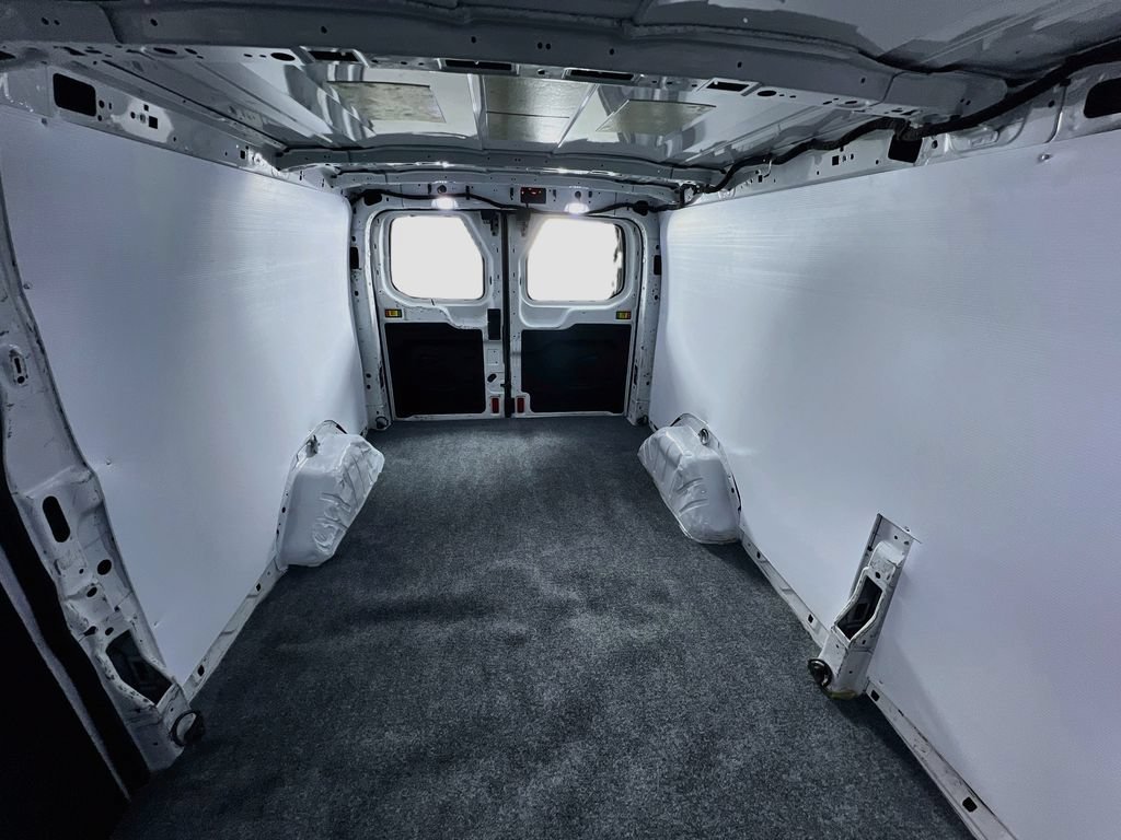 Certified 2019 Ford Transit 250 148 Low Roof RWD image 37