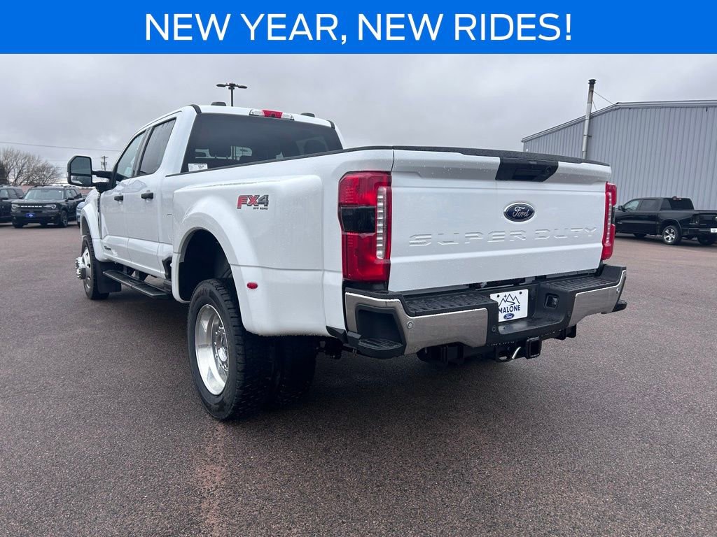 New 2026 Ford F450 XLT w/ 360-Degree Camera Package image 4