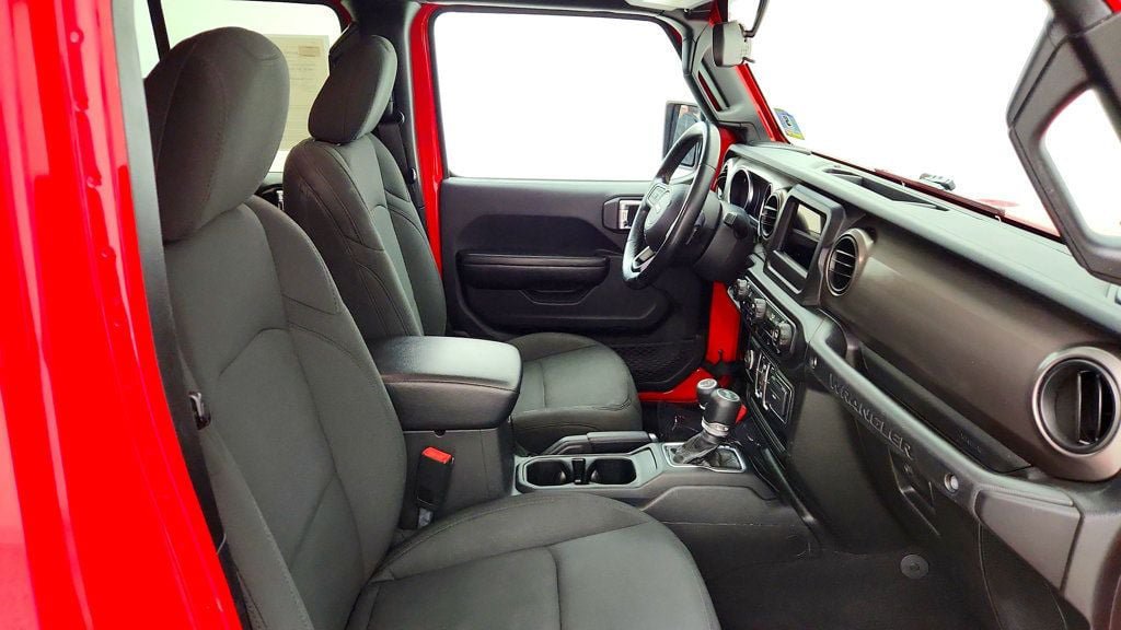 Used 2020 Jeep Wrangler Unlimited Sport S AWD/4WD image 23