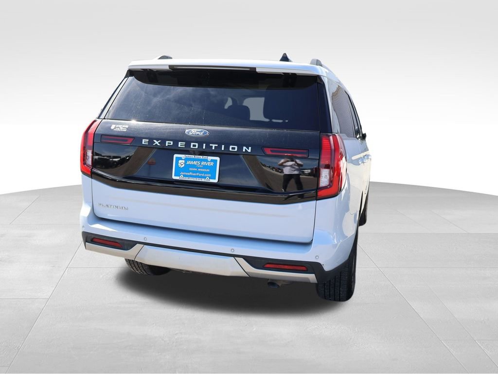 Used 2025 Ford Expedition Platinum AWD/4WD image 18