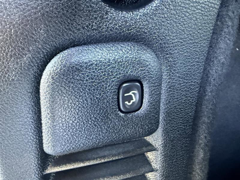 Used 2020 Dodge Durango R/T w/ Technology Group image 24