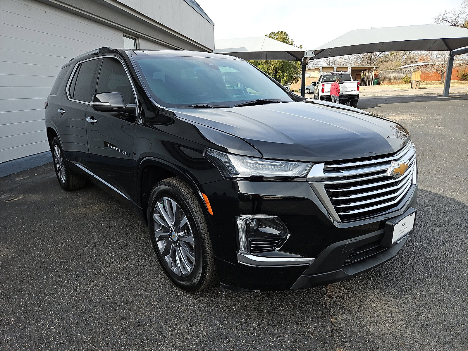 Used 2023 Chevrolet Traverse Premier image 5