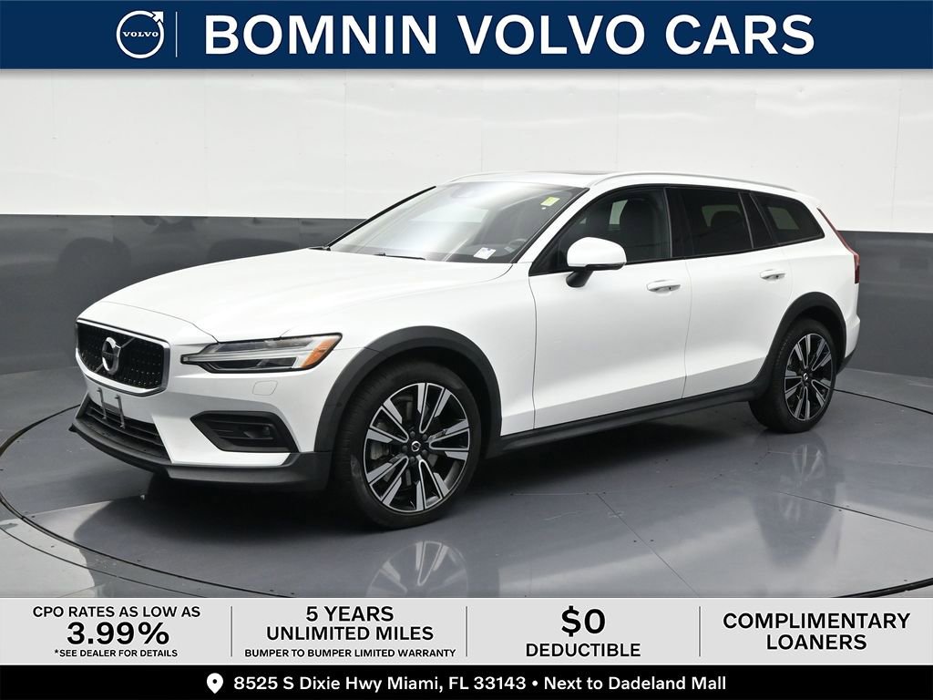Certified 2022 Volvo V60 T5 Cross Country w/ Climate Package image 1