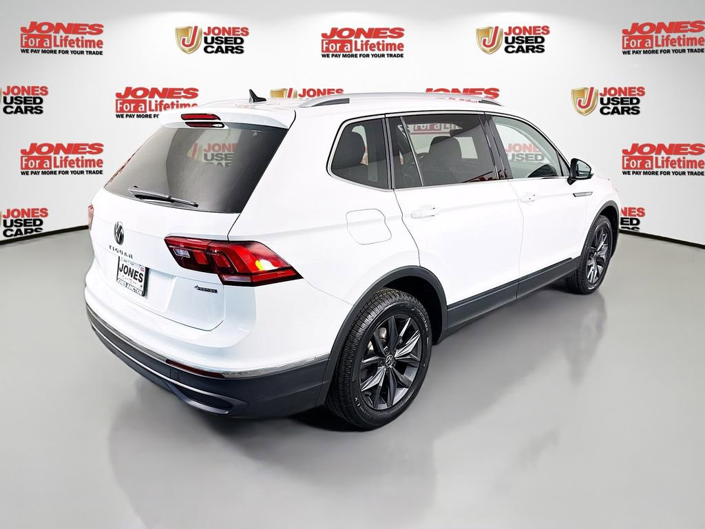 Used 2022 Volkswagen Tiguan SE AWD/4WD image 15