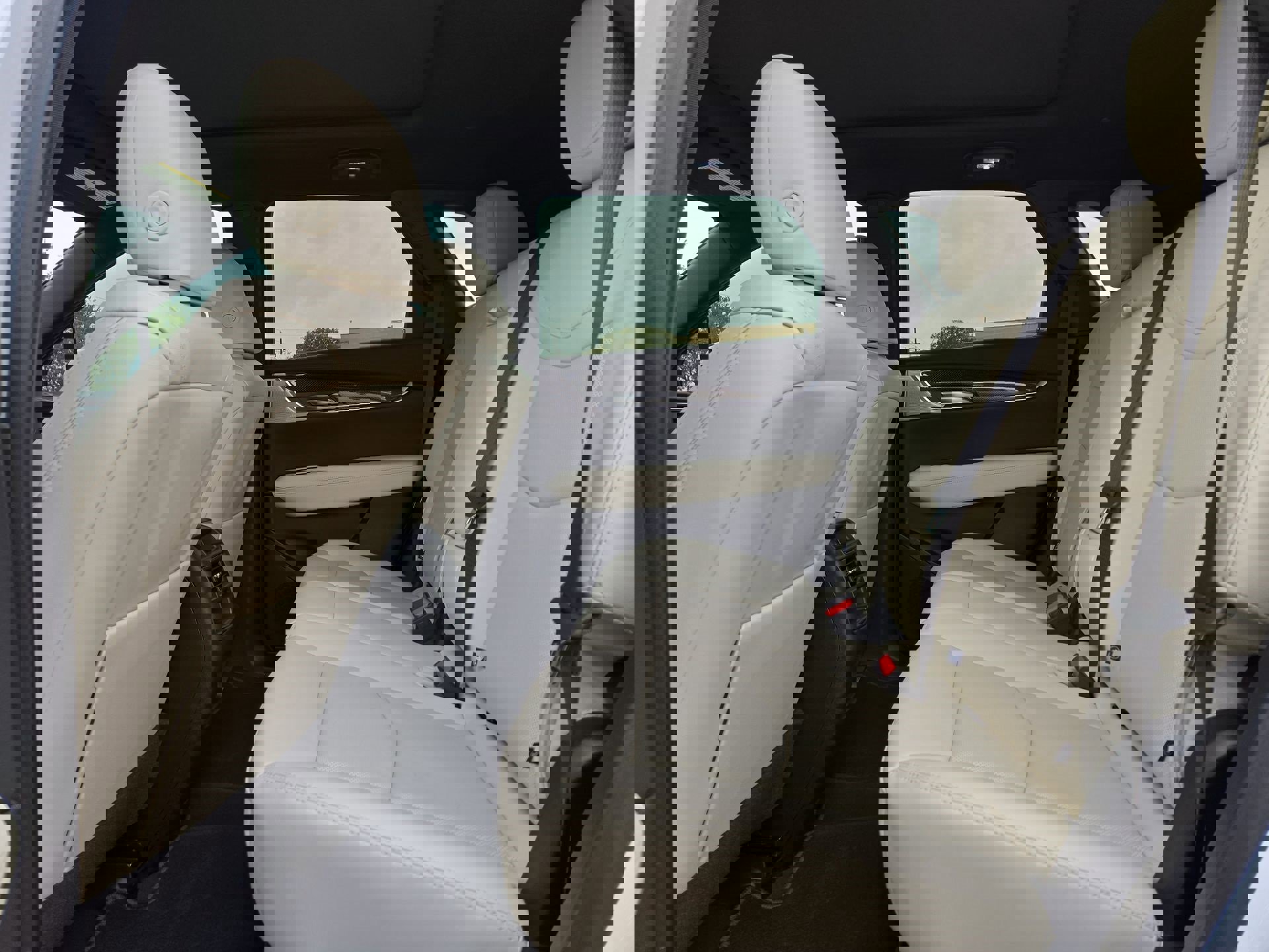 New 2025 Cadillac XT5 Sportv w/ Technology Package image 13