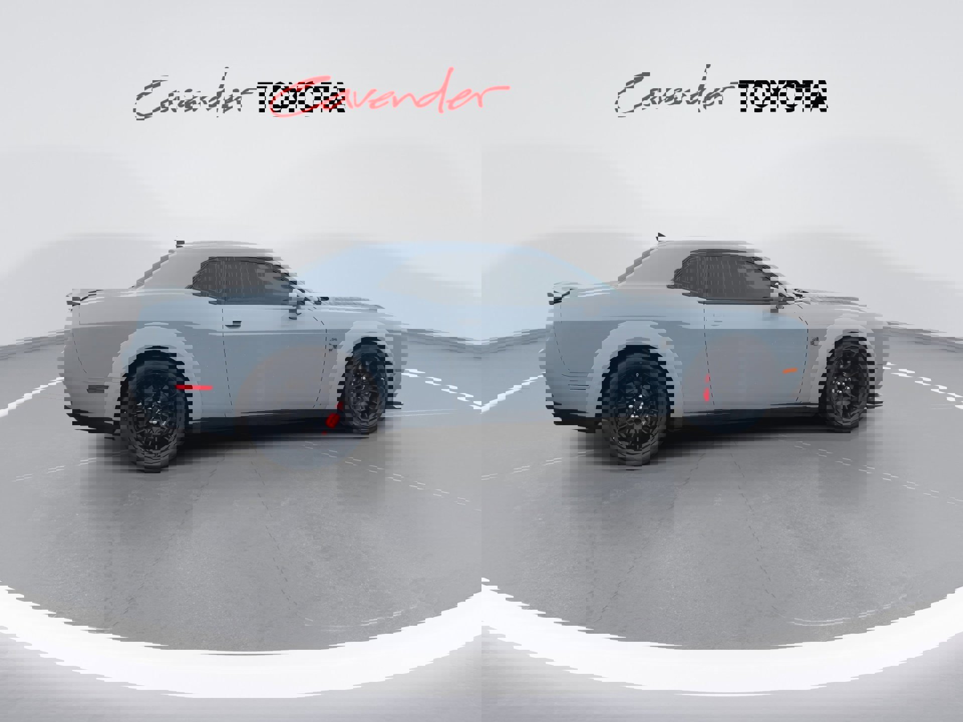 Used 2022 Dodge Challenger SRT Hellcat Redeye image 9