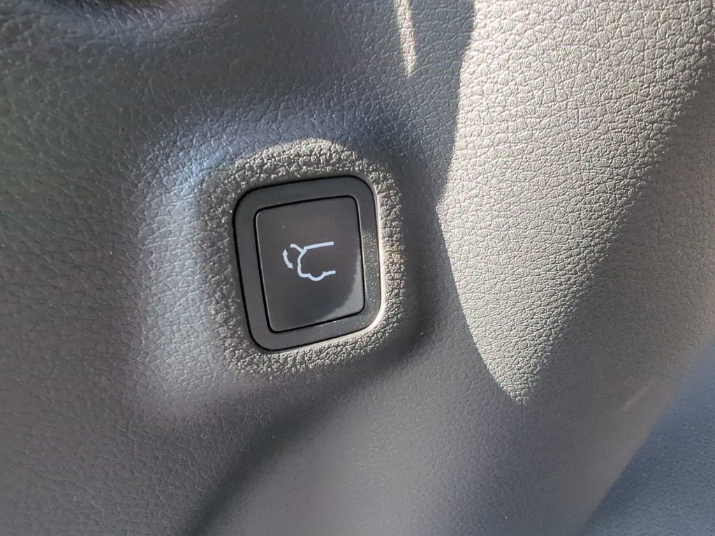 Used 2022 Jeep Compass Latitude w/ Convenience Group image 47