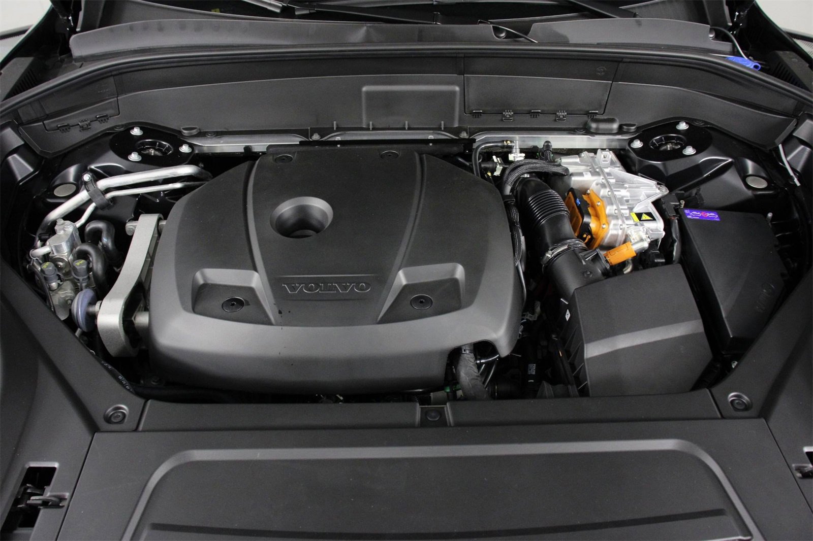 New 2026 Volvo XC90 T8 Plus image 12