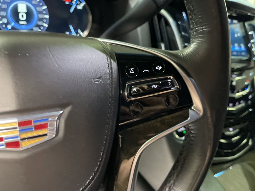 Used 2019 Cadillac Escalade Platinum AWD/4WD image 33
