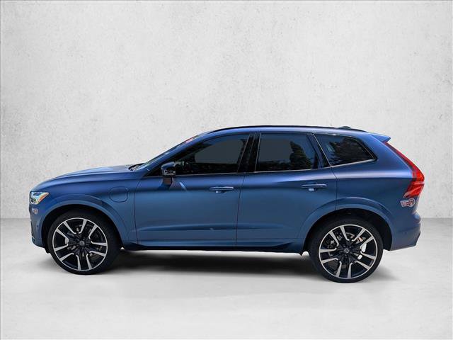 Used 2024 Volvo XC60 T8 Ultimate w/ Protection Package Premier AWD/4WD image 9