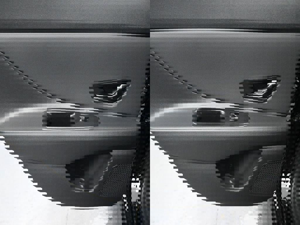 New 2026 Hyundai Elantra Sport image 22