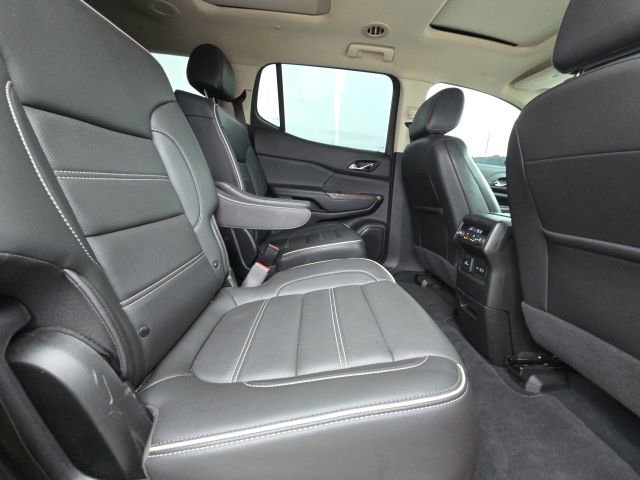 Used 2023 GMC Acadia Denali w/ Denali Technology Package image 15