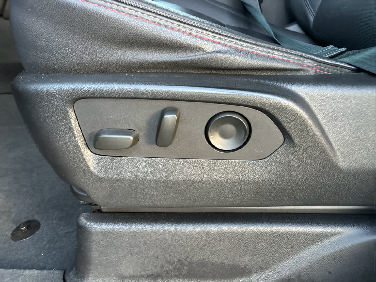 Used 2022 Chevrolet Tahoe RST w/ Luxury Package image 9