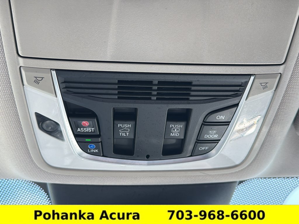 Used 2024 Acura MDX w/ Technology Package AWD/4WD image 19