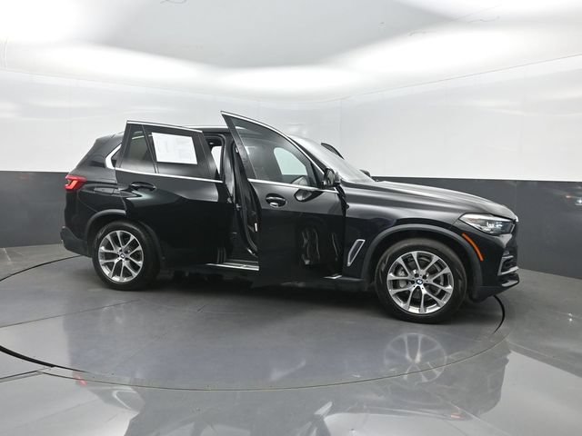 Used 2019 BMW X5 xDrive40i w/ Convenience Package AWD/4WD image 35