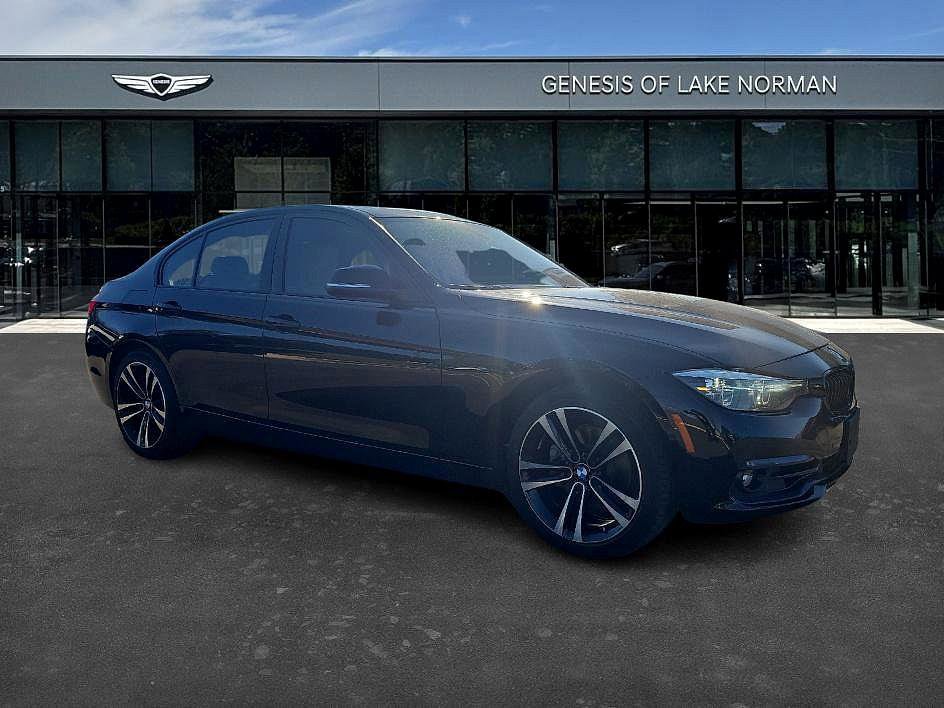 Used 2018 BMW 330i xDrive Sedan image 2