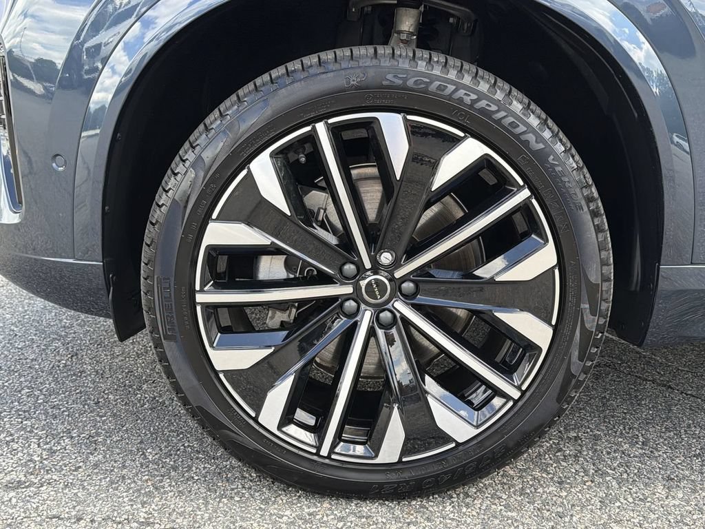 New 2026 Volvo XC90 B6 Ultra w/ Protection Package Premier AWD/4WD image 10