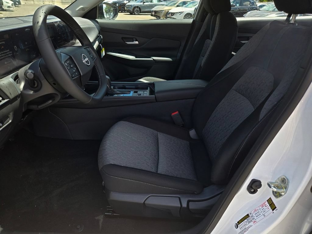 New 2026 Nissan Sentra SV w/ SV Convenience Package FWD image 7