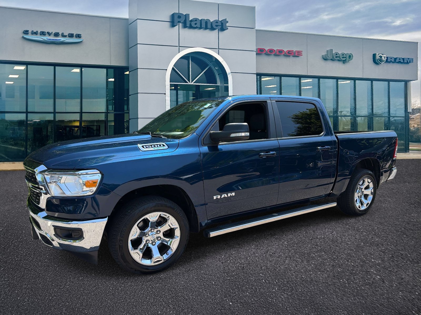 Used 2022 RAM 1500 Big Horn AWD/4WD image 4